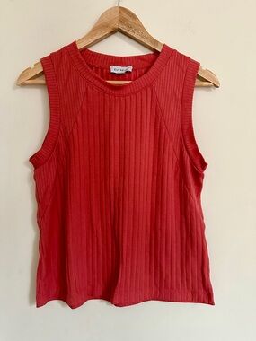 Evereve Ribbed Sleeveless Tee